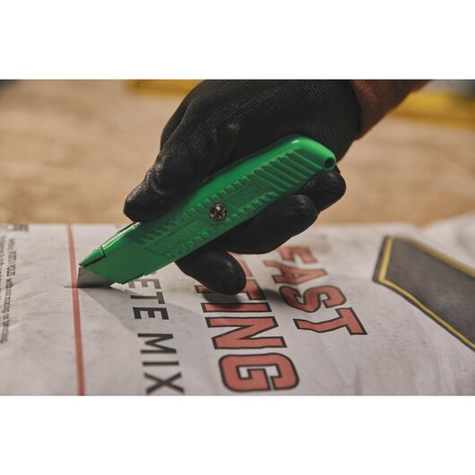 Stanley 10-179 Hi-Visibility Retractable Utility Knife