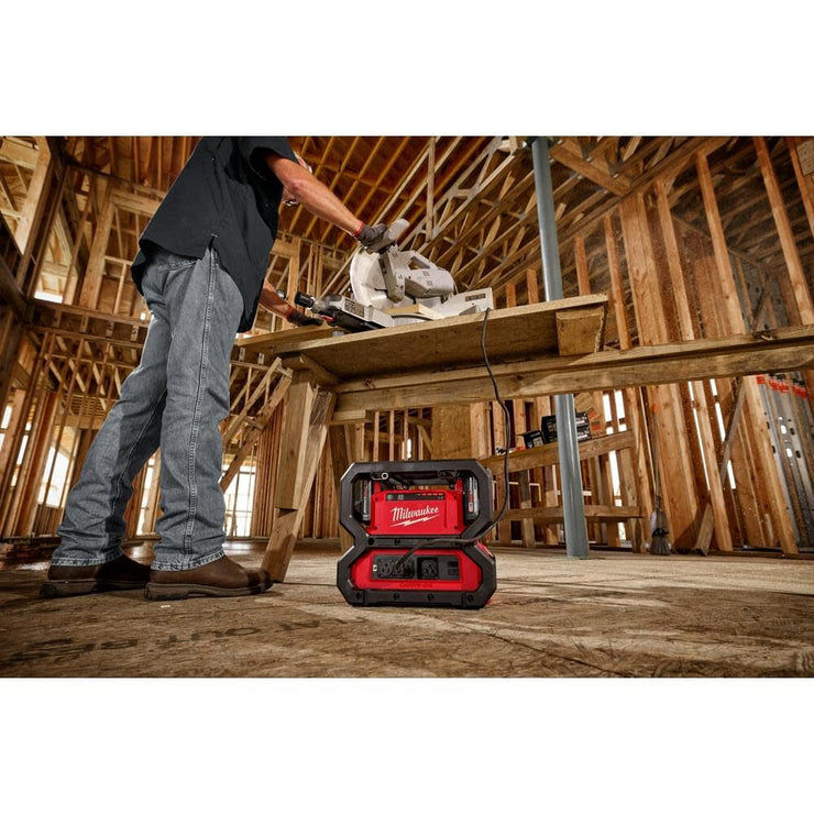 Milwaukee 2845-20 M18 CARRY-ON 3600W/1800W Power Supply